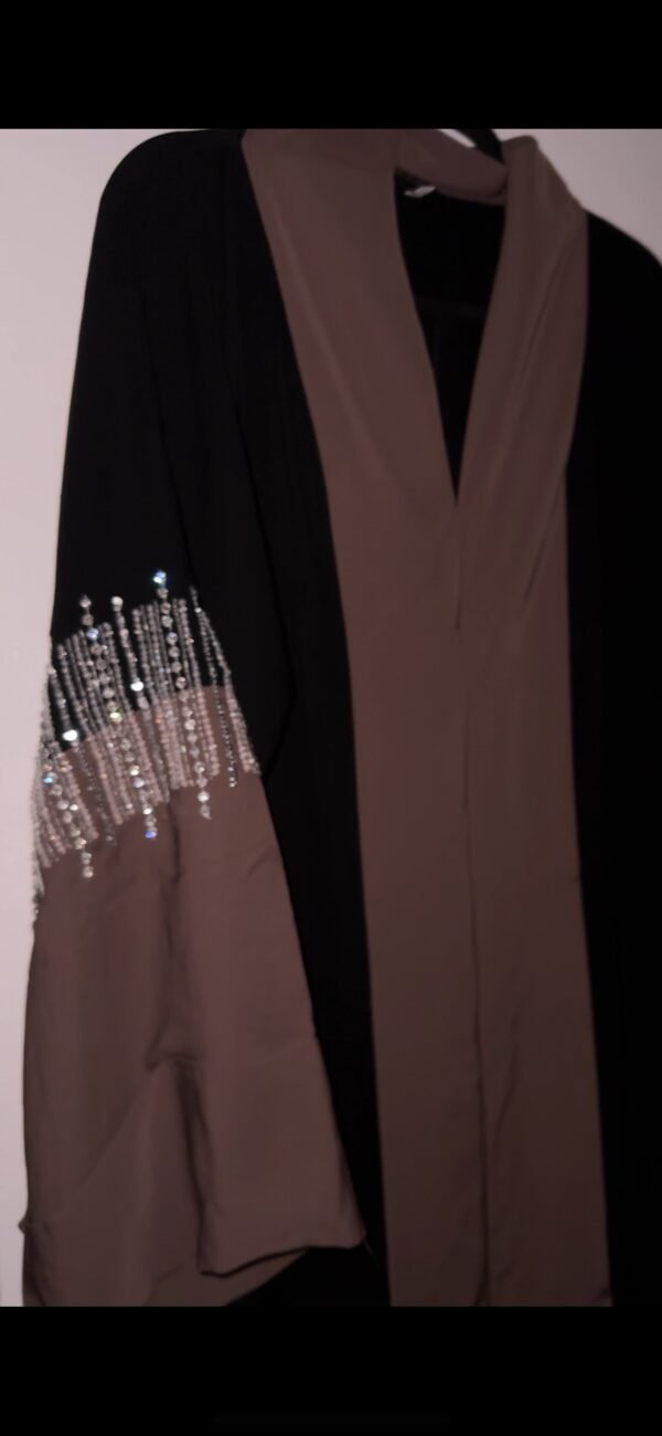 Classic Black Closed Abaya with Mauve-Brown Accents - Image 2