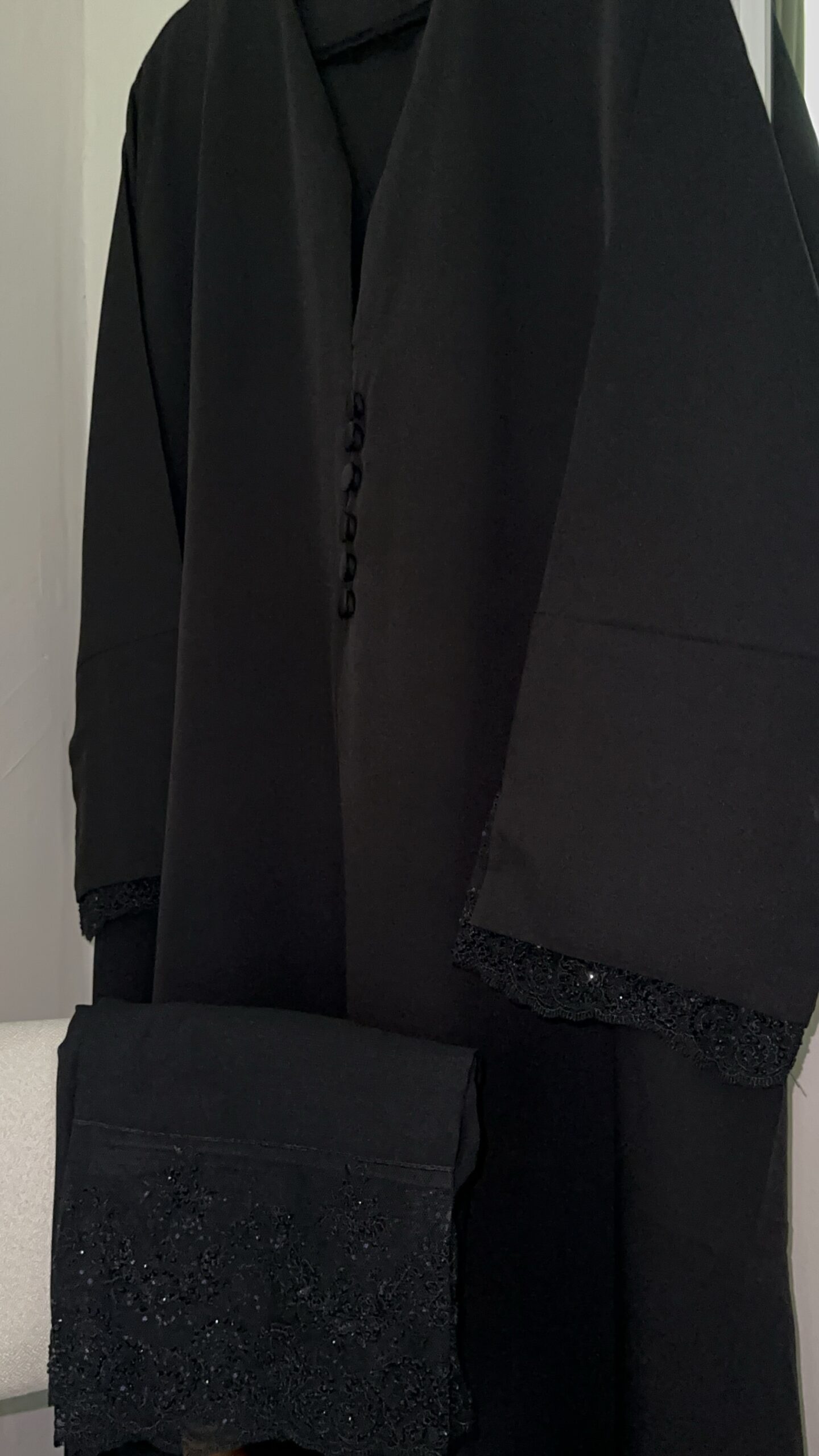 ZAYNA - Closed Abaya with Lace Accents - Black - Image 3