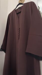 ZAYNA - Closed Abaya with Lace Accents - Brown
